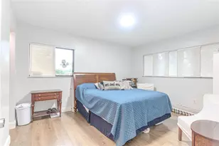 10675 W Clairmont Cir, Fort Lauderdale, FL 33321 - Photo 9