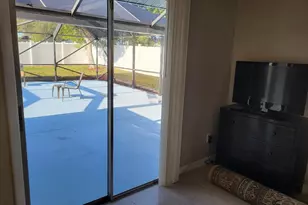 702 SW Belmont Cir, Port Saint Lucie, FL 34953 - Photo 13