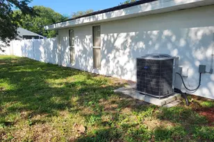 702 SW Belmont Cir, Port Saint Lucie, FL 34953 - Photo 11