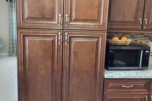 702 SW Belmont Cir, Port Saint Lucie, FL 34953 - Photo 5