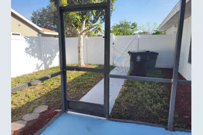 702 SW Belmont Circle, Port Saint Lucie, FL 34953 - Photo 15