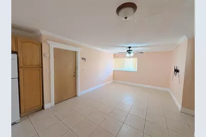 2760 W 62nd Place #203, Hialeah, FL 33016 - Photo 17