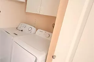 2760 W 62nd Pl, Hialeah, FL 33016 - Photo 7