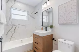 860 NE 34th St, Oakland Park, FL 33334 - Photo 19