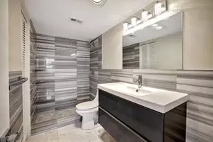 1901 S Ocean Dr, Hollywood, FL 33019 - Photo 9