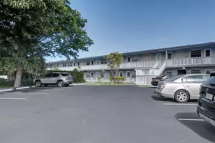 751 Pine Dr, Pompano Beach, FL 33060 - Photo 23