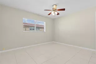 751 Pine Dr, Pompano Beach, FL 33060 - Photo 15