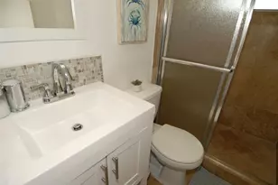 21 NE 57th Ct, Fort Lauderdale, FL 33334 - Photo 19