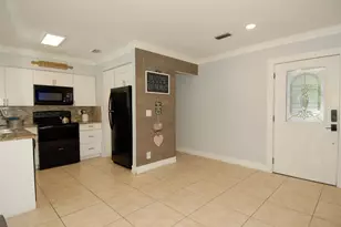 21 NE 57th Ct, Fort Lauderdale, FL 33334 - Photo 7