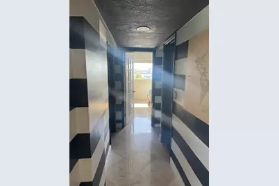 300 Oregon Street #401, Hollywood, FL 33019 - Photo 13