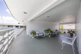 3847 S Circle Dr, Hollywood, FL 33021 - Photo 25