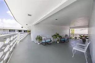 3847 S Circle Dr, Hollywood, FL 33021 - Photo 25