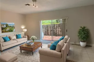 16045 Emerald Cove Rd, Weston, FL 33331 - Photo 5