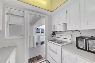 1110 N Riverside Dr, Pompano Beach, FL 33062 - Photo 35