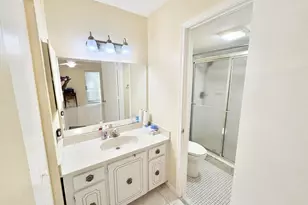 3571 Inverrary Dr, Lauderhill, FL 33319 - Photo 19
