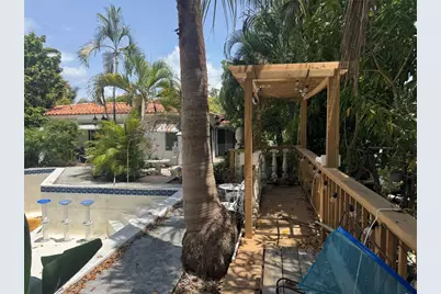 1100 NE 182nd Street, Miami, FL 33162 - Photo 15