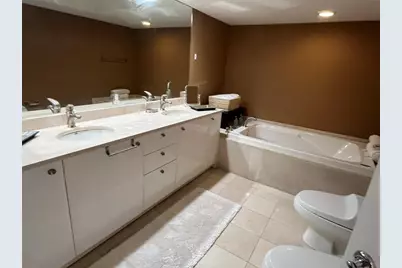 16500 Collins Avenue #2052, North Miami Beach, FL 33160 - Photo 23