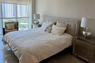 16500 Collins Ave, North Miami Beach, FL 33160 - Photo 17