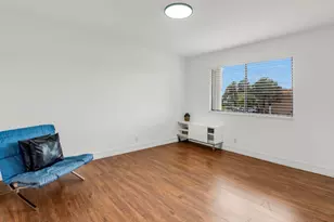 170 Lakeview Dr, Weston, FL 33326 - Photo 7