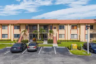 170 Lakeview Dr, Weston, FL 33326 - Photo 3