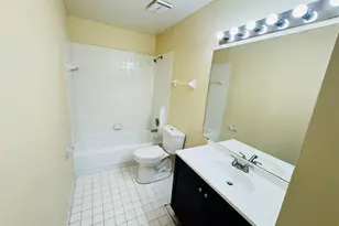 3449 NW 44th St, Lauderdale Lakes, FL 33309 - Photo 11