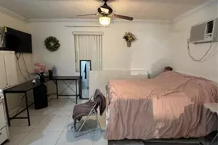 3913 SW 28th St, West Park, FL 33023 - Photo 9