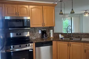 301 SW 158th Terrace, Pembroke Pines, FL 33027 - Photo 5