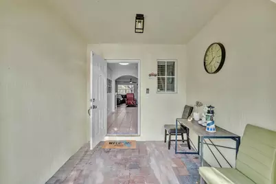 753 Imperial Lake Road #753, West Palm Beach, FL 33413 - Photo 5