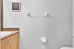 753 Imperial Lake Rd, West Palm Beach, FL 33413 - Photo 25