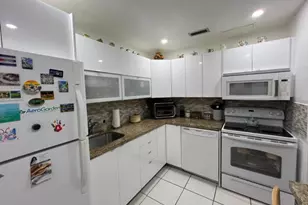 6447 Bay Club Dr, Fort Lauderdale, FL 33308 - Photo 17