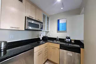 2670 E Sunrise Blvd, Fort Lauderdale, FL 33304 - Photo 9