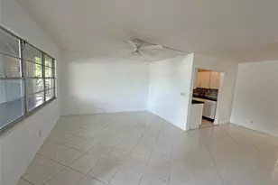 1031 Berkshire B, Deerfield Beach, FL 33442 - Photo 5