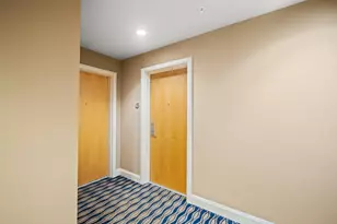 244 Biscayne Blvd, Miami, FL 33132 - Photo 25