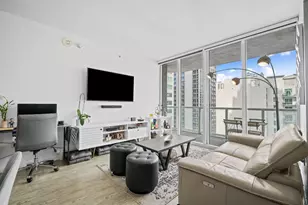 244 Biscayne Blvd, Miami, FL 33132 - Photo 7