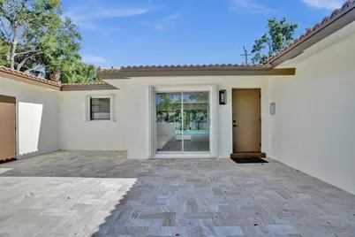 2111 NE 35th Street, Pompano Beach, FL 33064 - Photo 9