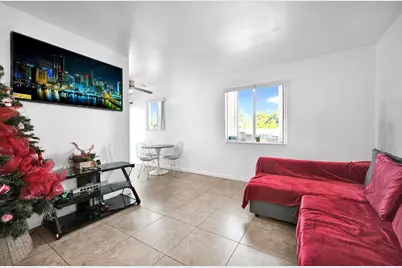 429 NW 10th Avenue, Miami, FL 33128 - Photo 15