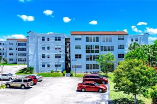 2860 Somerset Dr, Lauderdale Lakes, FL 33311 - Photo 1