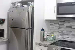 7891 Sunrise Lakes Dr Unit, Sunrise, FL 33322 - Photo 9