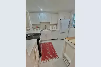 3060 Holiday Springs Boulevard #102, Margate, FL 33063 - Photo 9