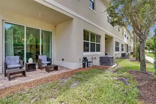 99 Palm Ln, Royal Palm Beach, FL 33411 - Photo 25