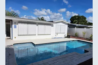 4610 NE 3rd Avenue, Fort Lauderdale, FL 33334 - Photo 11