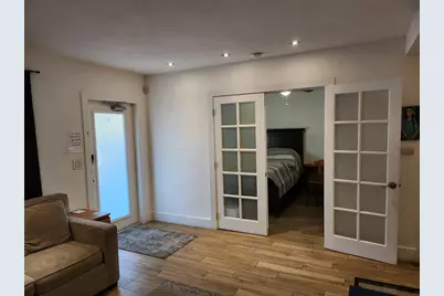 4610 NE 3rd Avenue, Fort Lauderdale, FL 33334 - Photo 9