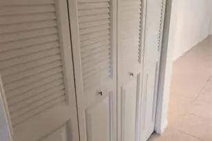 218 Farnham J, Deerfield Beach, FL 33442 - Photo 5