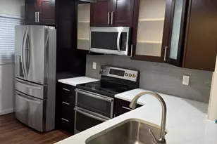 9480 Poinciana Pl, Davie, FL 33324 - Photo 17