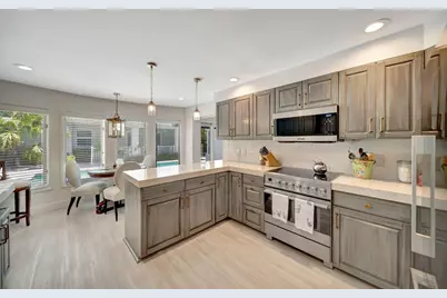 1109 SE 11th Court, Fort Lauderdale, FL 33316 - Photo 3