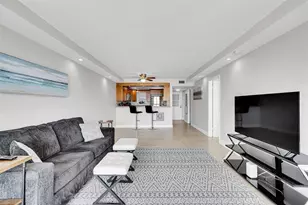 400 N Surf Rd, Hollywood, FL 33019 - Photo 27