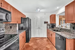 1838 NW 94th Ave, Plantation, FL 33322 - Photo 7