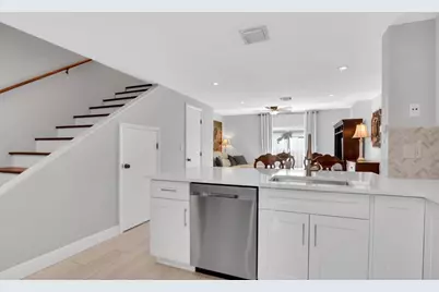 1869 NE 15th Avenue #1869, Fort Lauderdale, FL 33305 - Photo 5