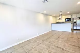 200 NW 25th St, Fort Lauderdale, FL 33311 - Photo 11