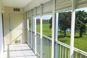 551 SW 135th Ave, Pembroke Pines, FL 33027 - Photo 1